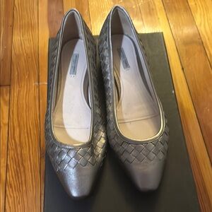 Bottega Veneta Silver Woven Metallic Grosgrain Leather Women’s Flat